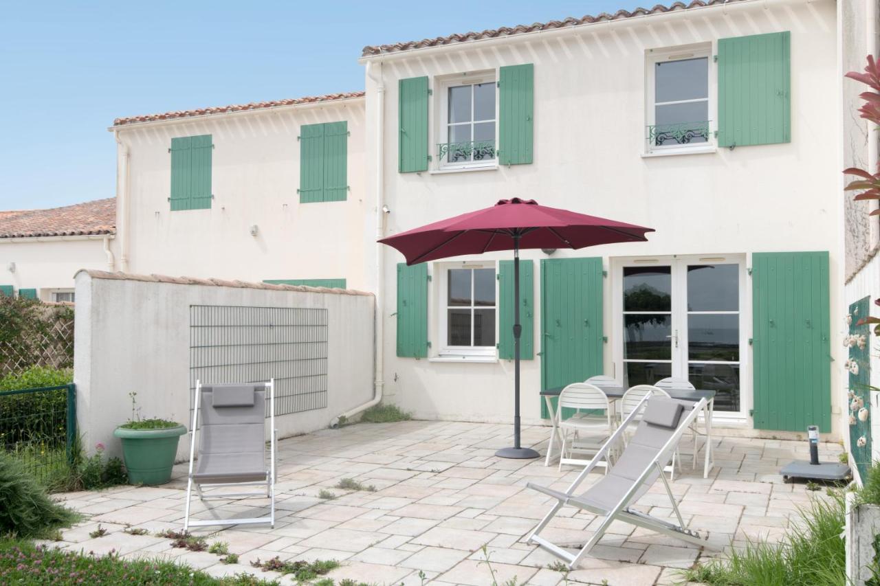Maison Tremiere La Flotte Luaran gambar